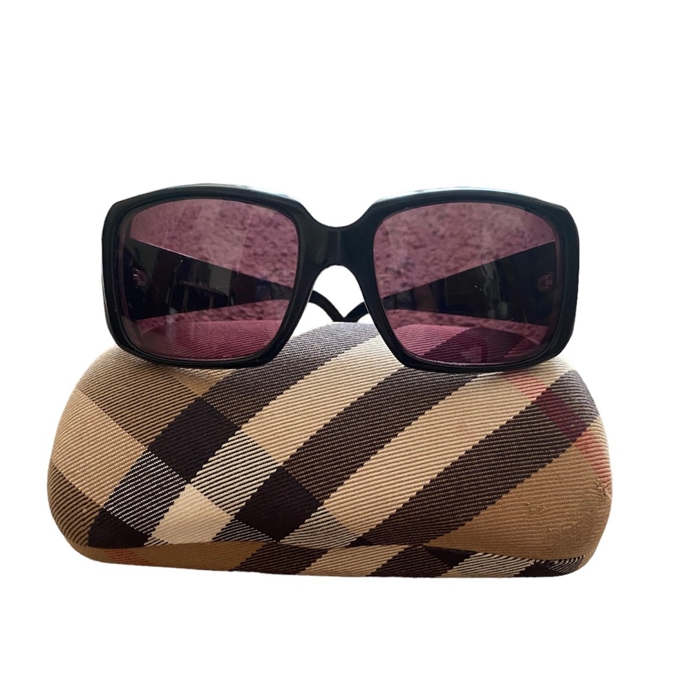 BURBERRY Black B4011 Prescription Sunglasses and Plaid Case